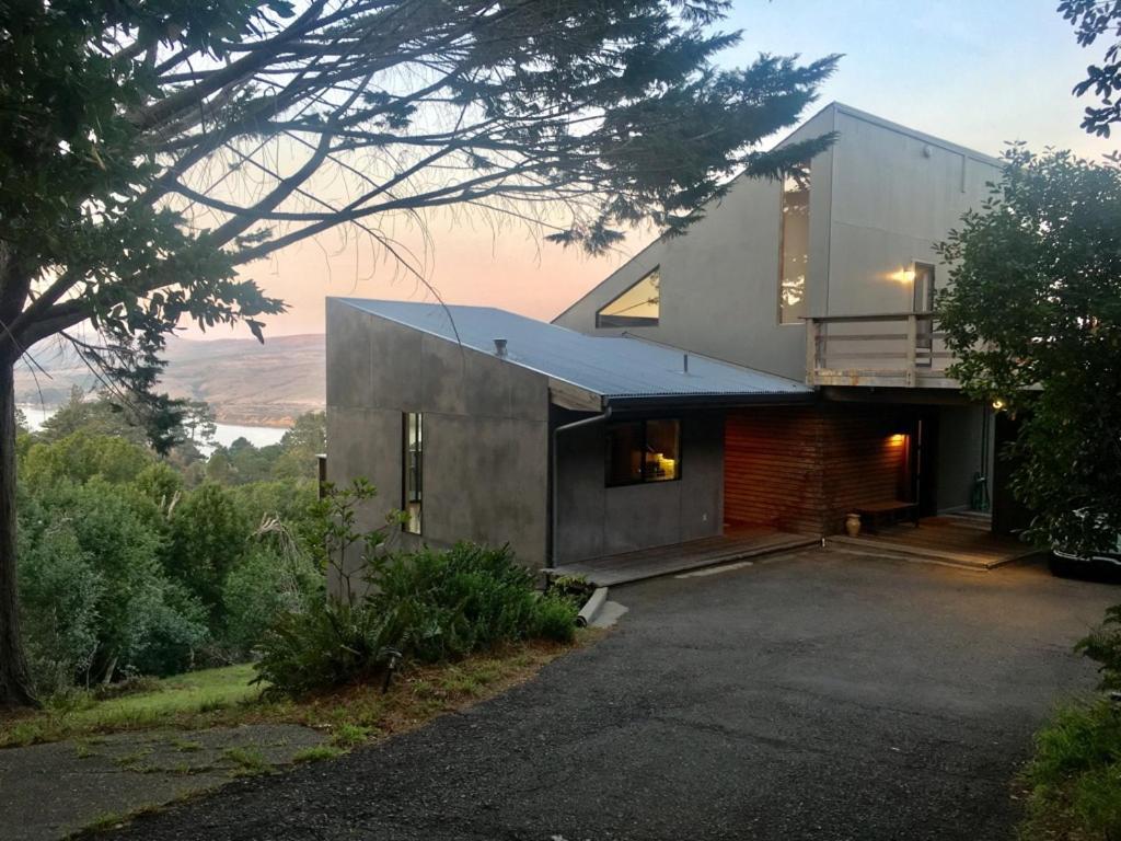 Modern Home With Panoramic Views And Centrally Located In Point Reyes National Park Inverness Exterior foto